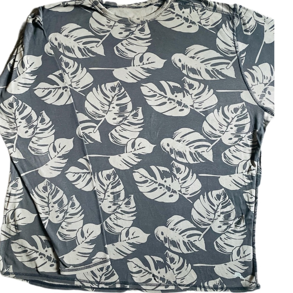 Tommy Bahama Long sleeve T shirt